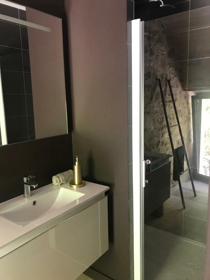 Hotel Les Jardins Sauvages Cabrerets Esterno foto
